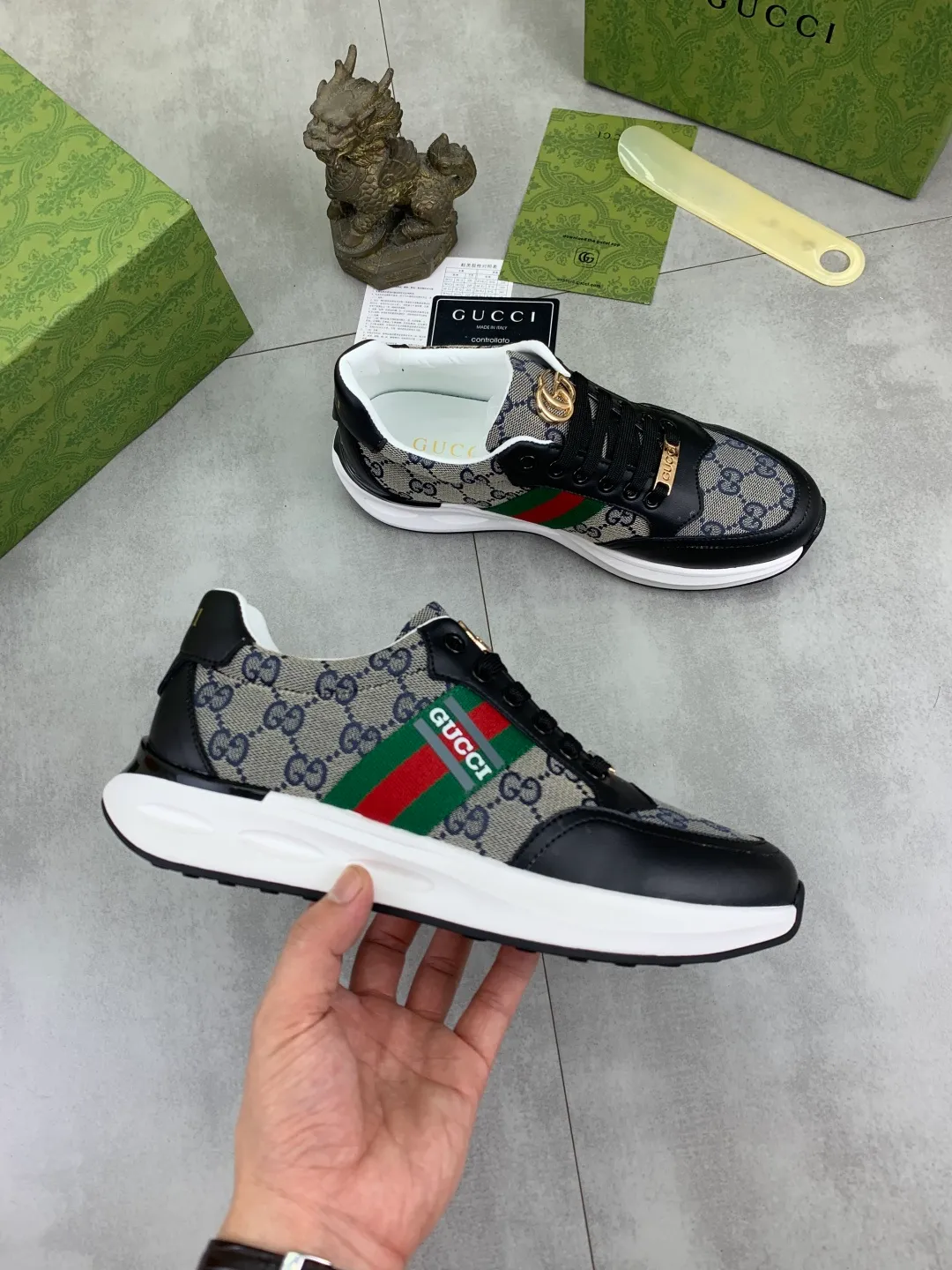 Men's shoes 💰P420💰[New model] (GUCCI) official website's latest 🎁🎁casual and fashionable men's shoes👟, hot style 💥 simple and elegant style, exclusive for trendy men. Unique official website latest brand double G element 👑Gucci original style Decoration, fashionable and generous, made of original frosted calfskin ✅ fully imported first-layer pigskin lining, the official website specifies wear-resistant, lightweight original rubber casual outsole, classic model taken in real life 🎬38-44 (customized for 45) 2️⃣ colors available